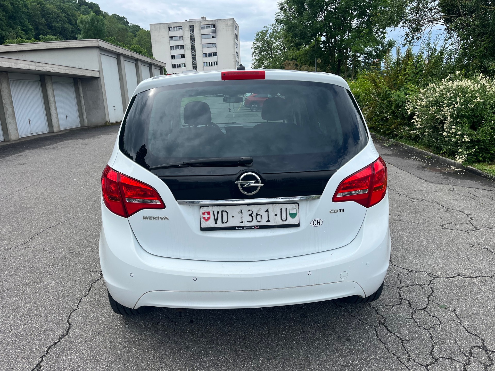 OPEL Meriva 1.7 CDTi Anniversary Edition Automatic-image-5