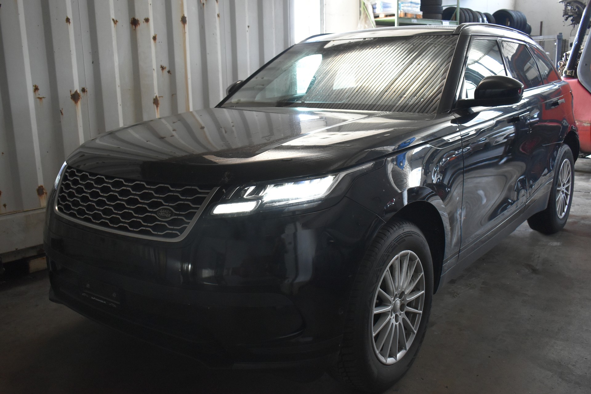 LAND ROVER Range Rover Velar R-Dynamic D 180 SE Automatic