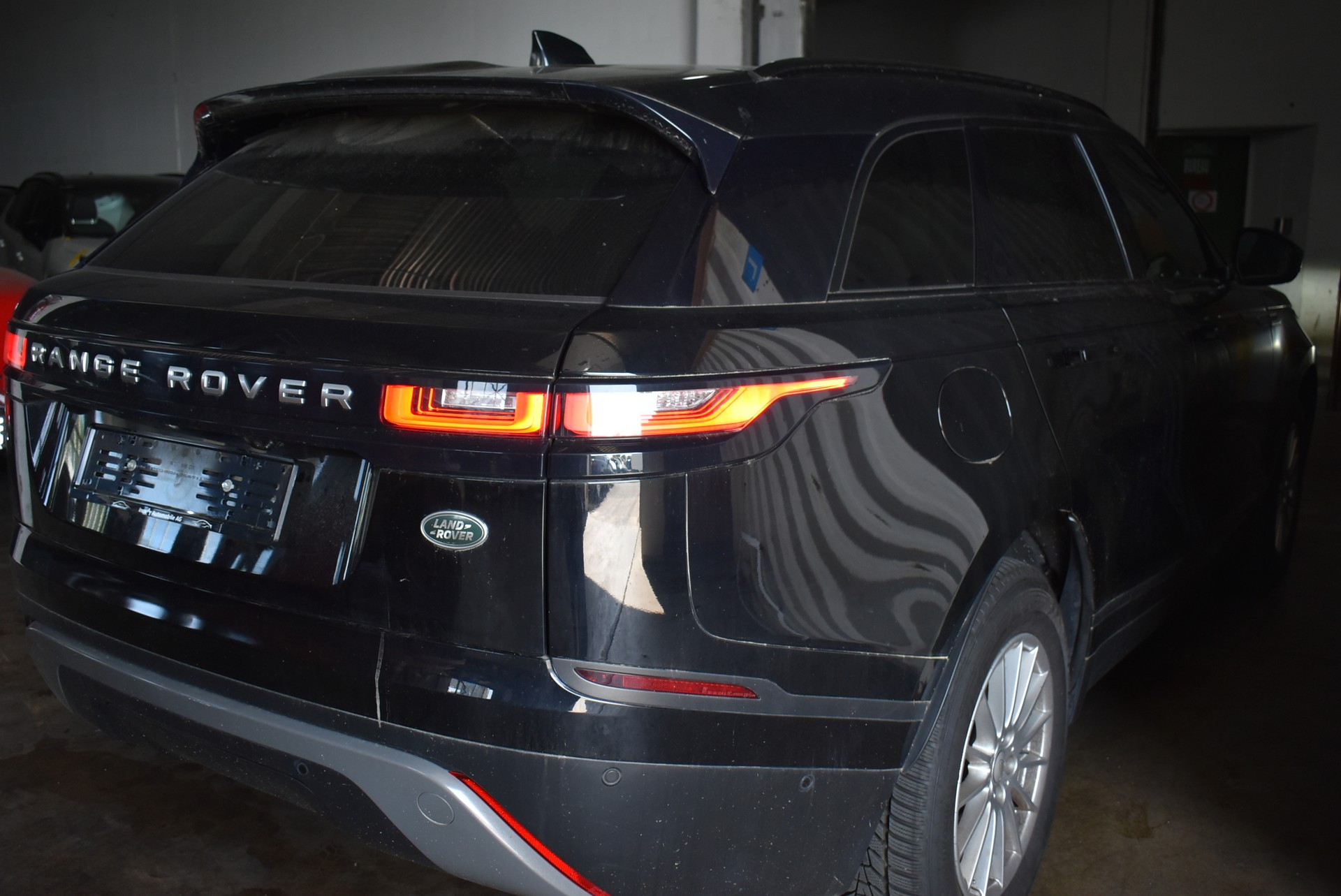 LAND ROVER Range Rover Velar R-Dynamic D 180 SE Automatic-image-5