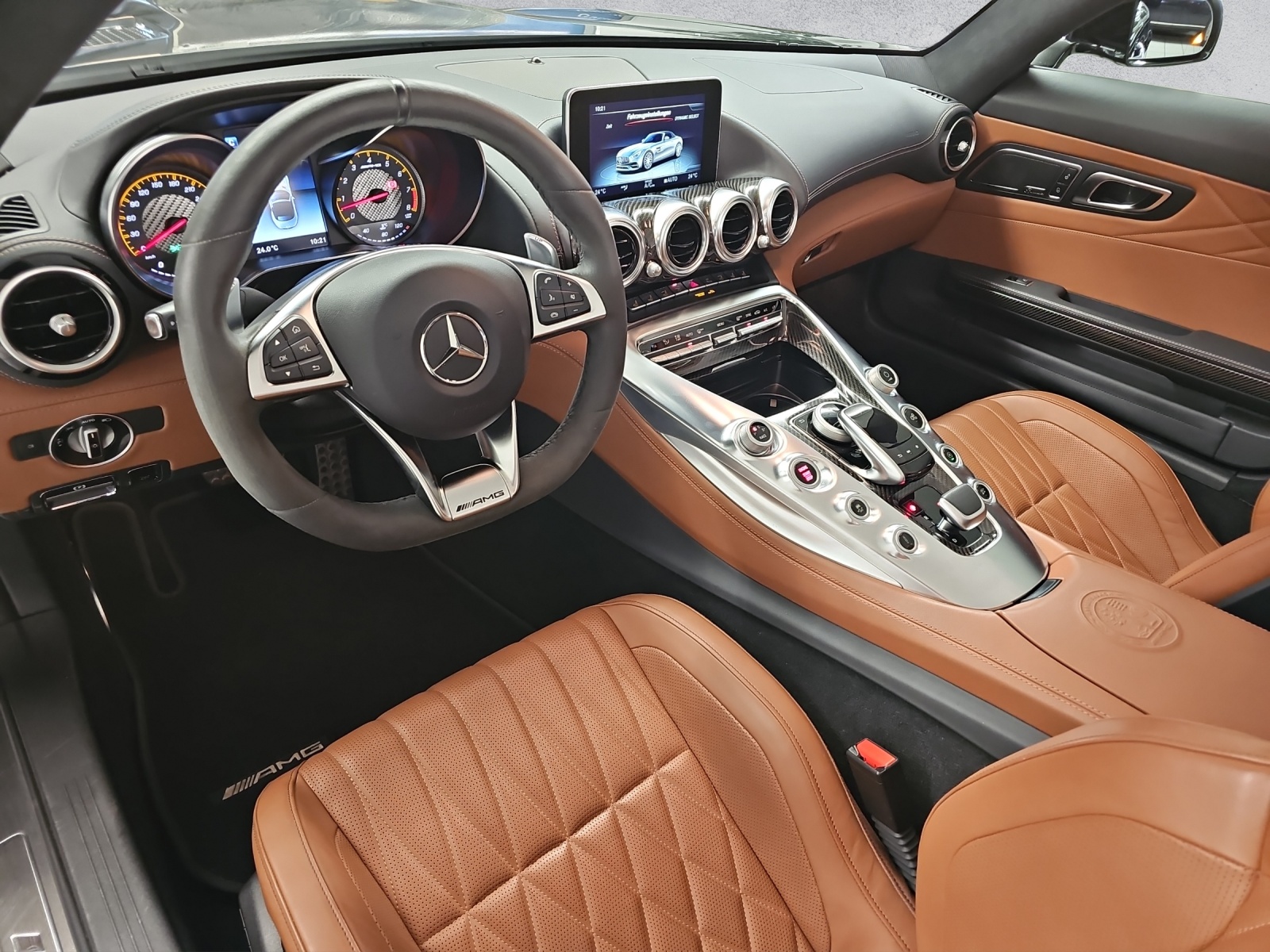 MERCEDES-BENZ AMG GT C Roadster Speedshift DCT-image-5