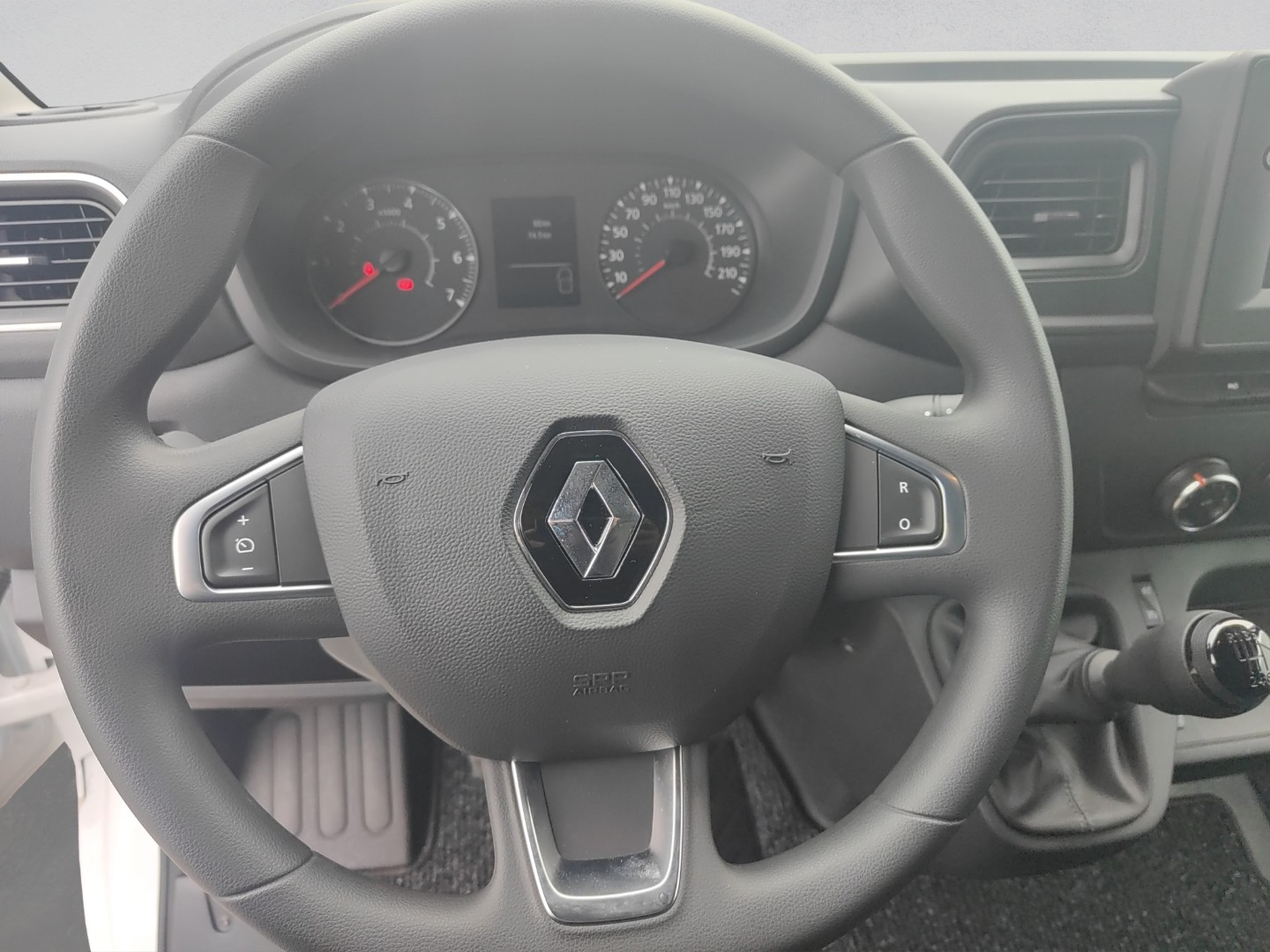 RENAULT Master T35 2.3 Blue dCi 135 L3H2-showroom-element-3