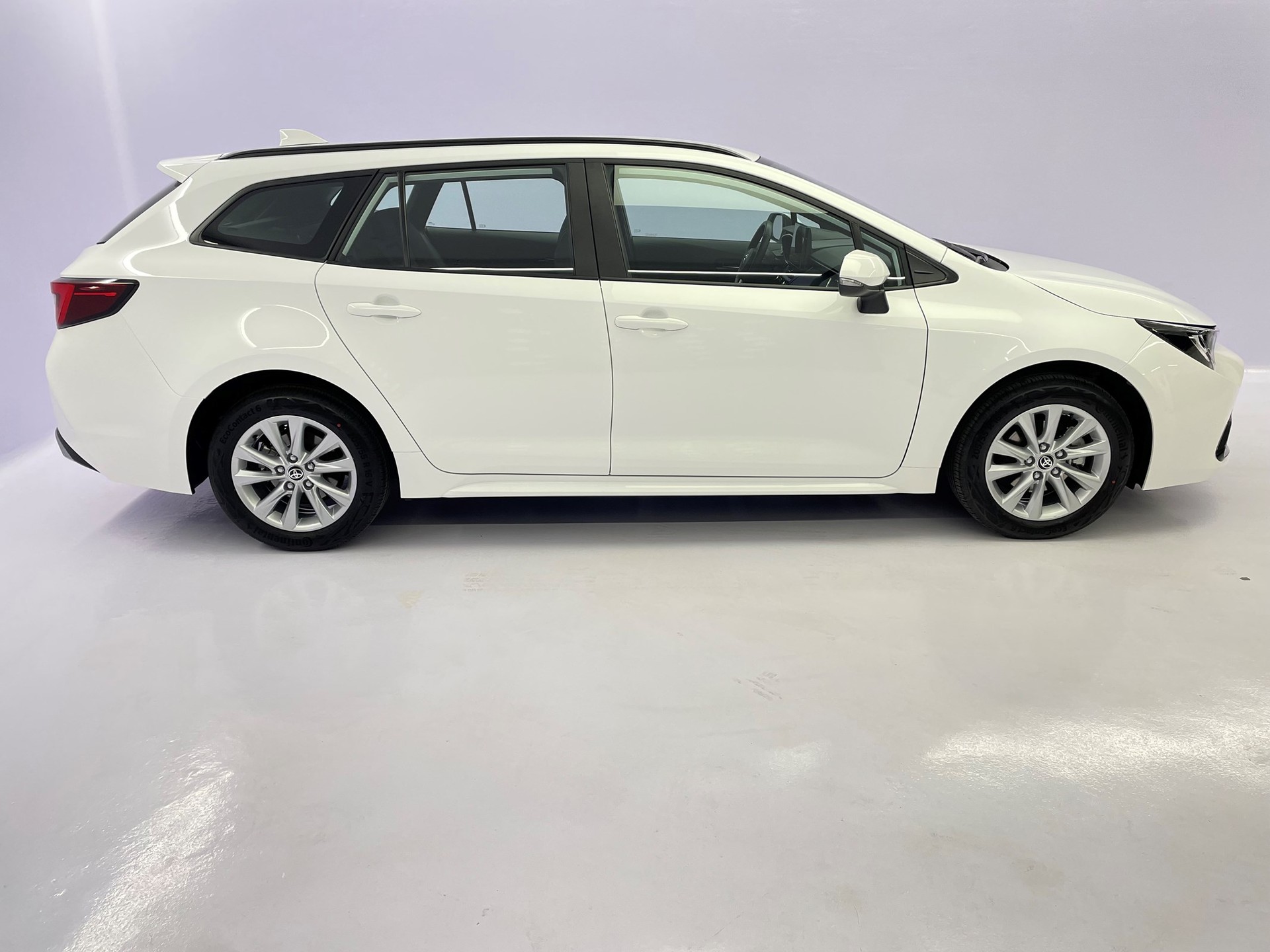 TOYOTA Corolla Touring Sports Hybrid 1.8 Comfort-showroom-element-2