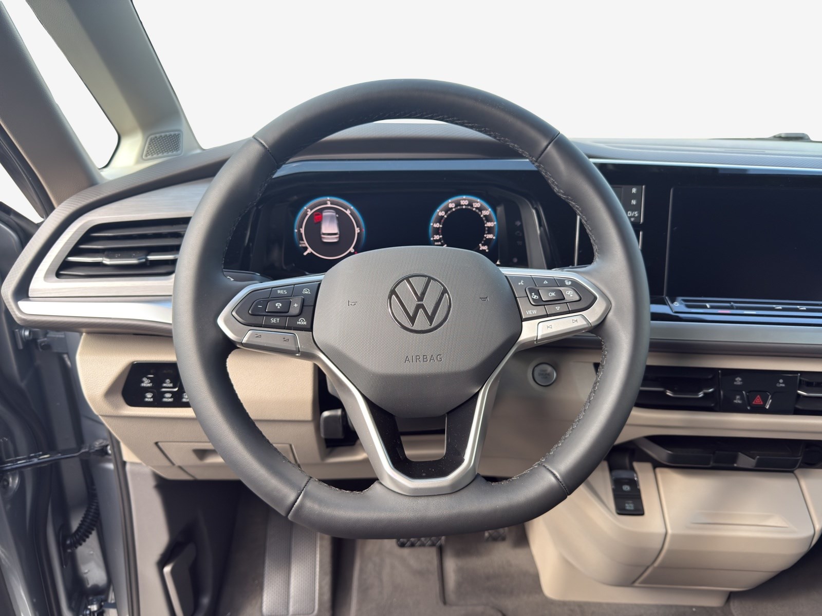 VW MULTIVAN Multivan 2.0 TDI Life DSG-image-9