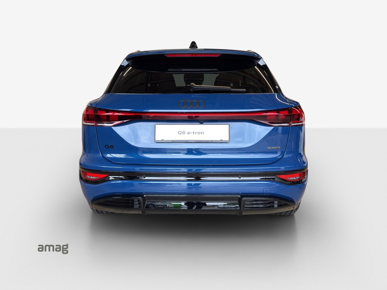 AUDI Q6 e-tron quattro-image-3