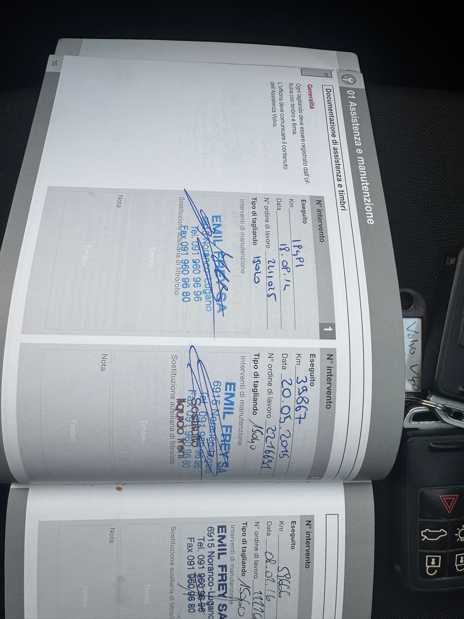VOLVO V40 D2 Momentum Powershift-image-23