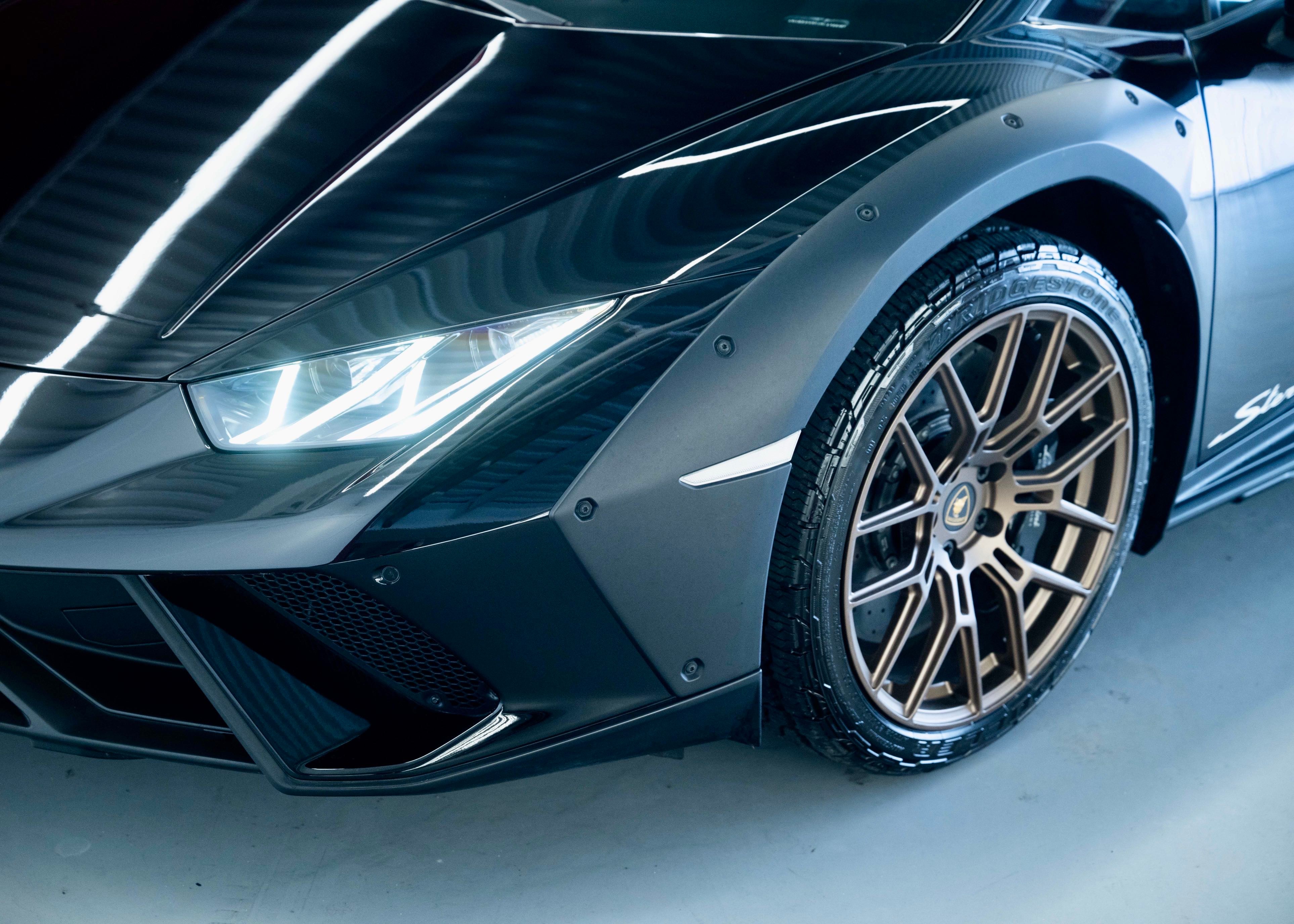 Image LAMBORGHINI HURACAN Huracan Sterrato LP610-4 Coupé DCT (Swiss car, 1st hand, 1 of 1499)