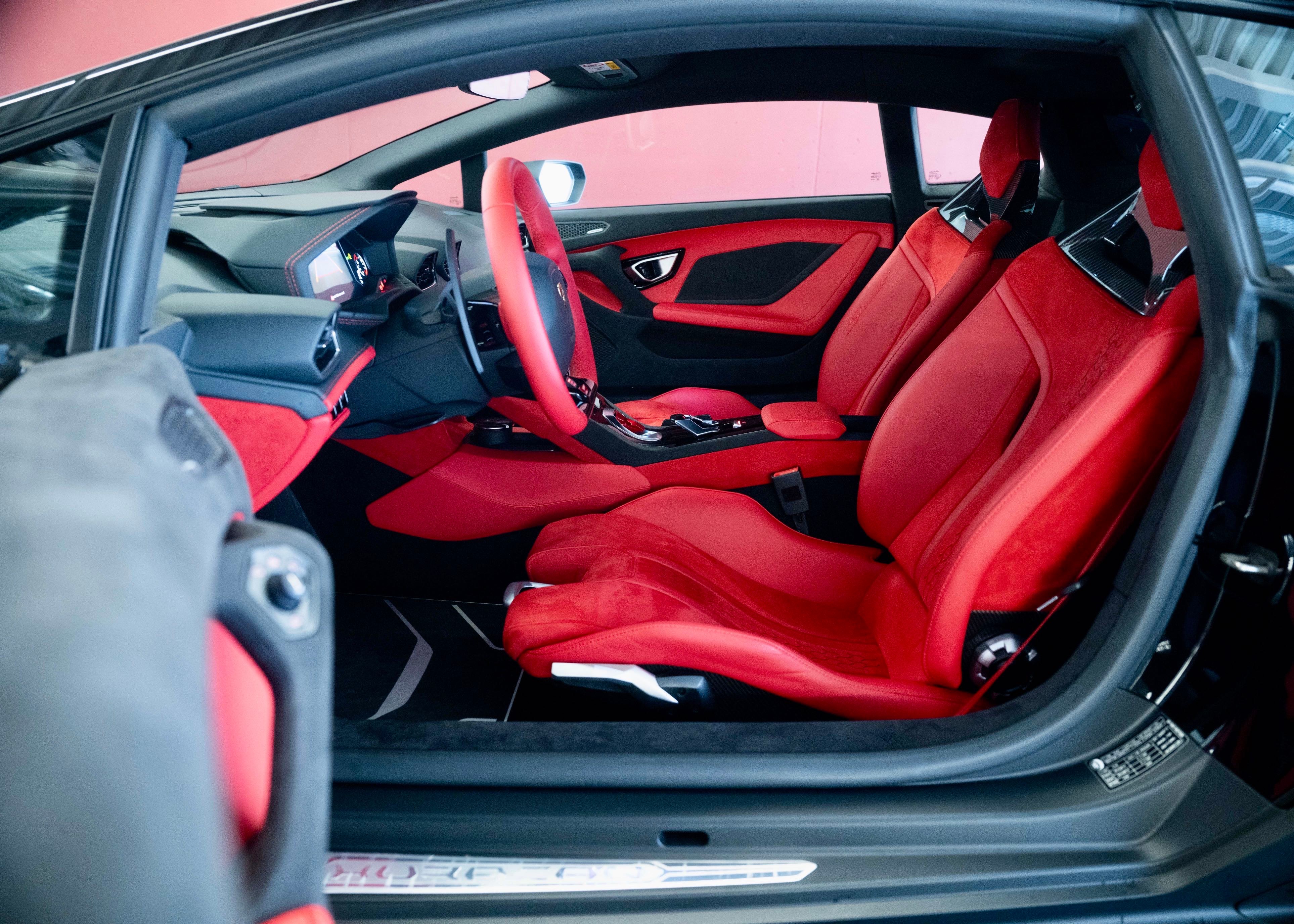 Image LAMBORGHINI HURACAN Huracan Sterrato LP610-4 Coupé DCT (Swiss car, 1st hand, 1 of 1499)