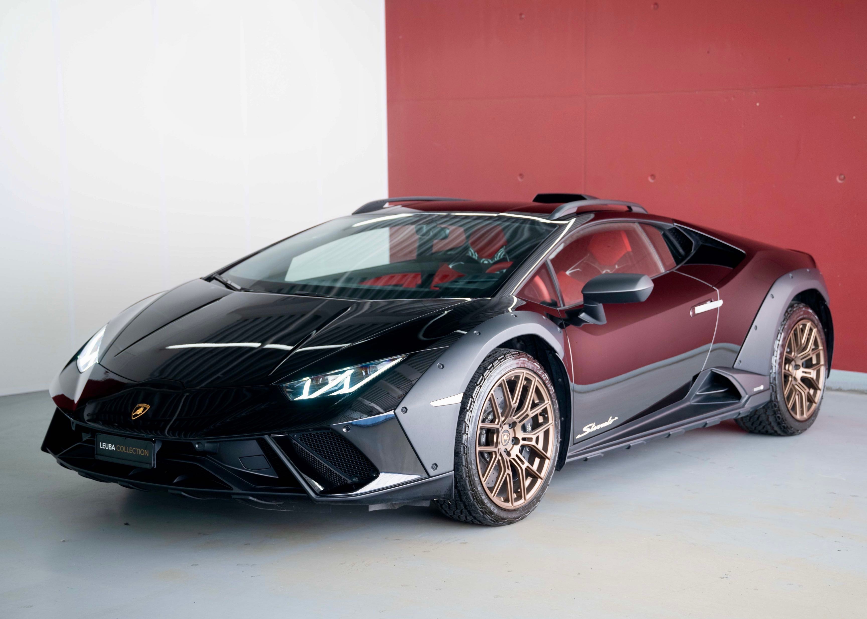 Image LAMBORGHINI HURACAN Huracan Sterrato LP610-4 Coupé DCT (Swiss car, 1st hand, 1 of 1499)