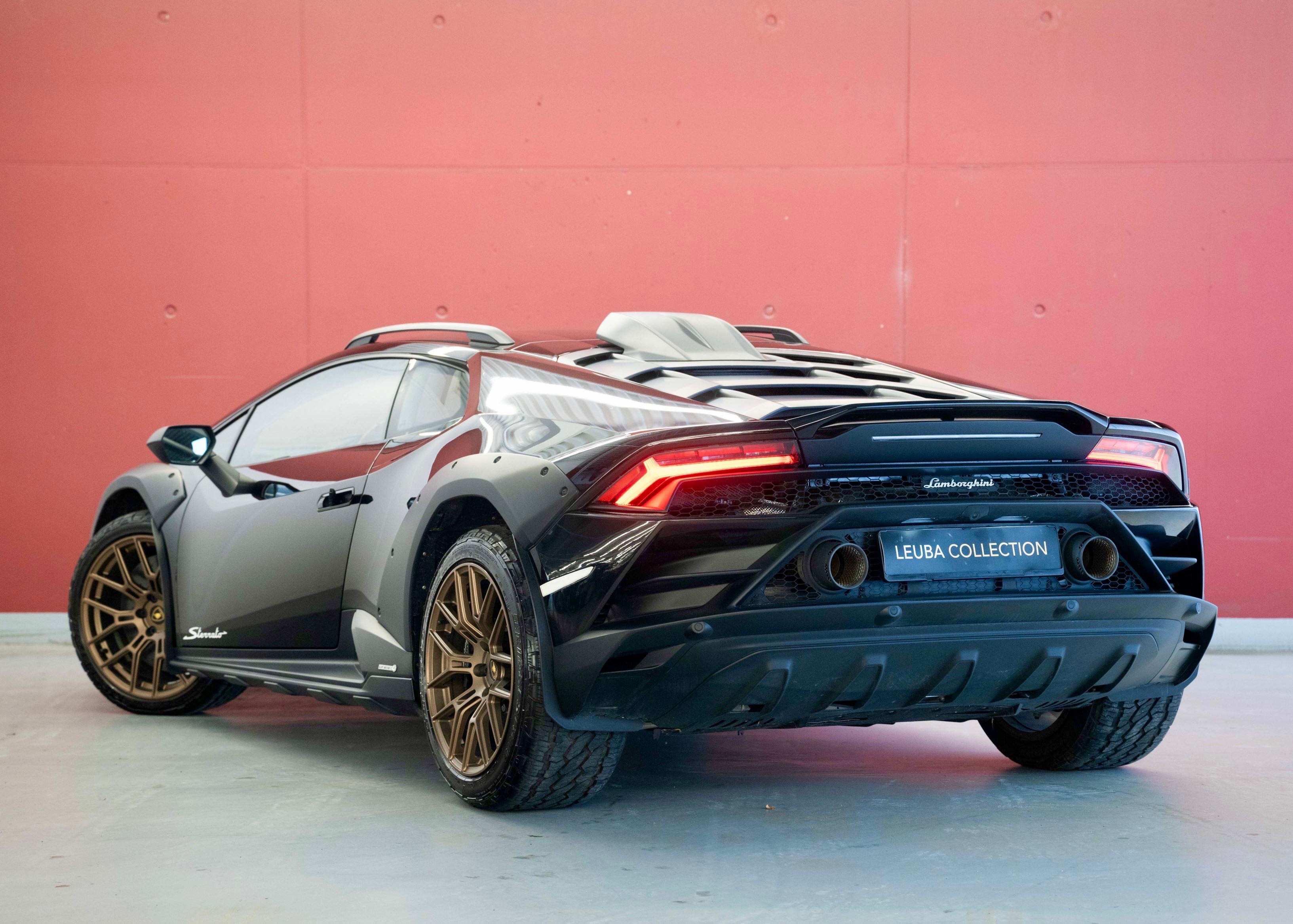 Image LAMBORGHINI HURACAN Huracan Sterrato LP610-4 Coupé DCT (Swiss car, 1st hand, 1 of 1499)