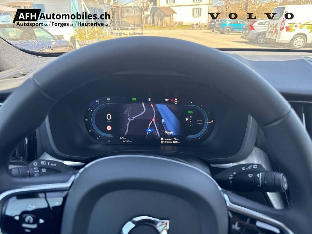 VOLVO XC60 2.0 T8 TE Plus Dark eAWD-showroom-element-3
