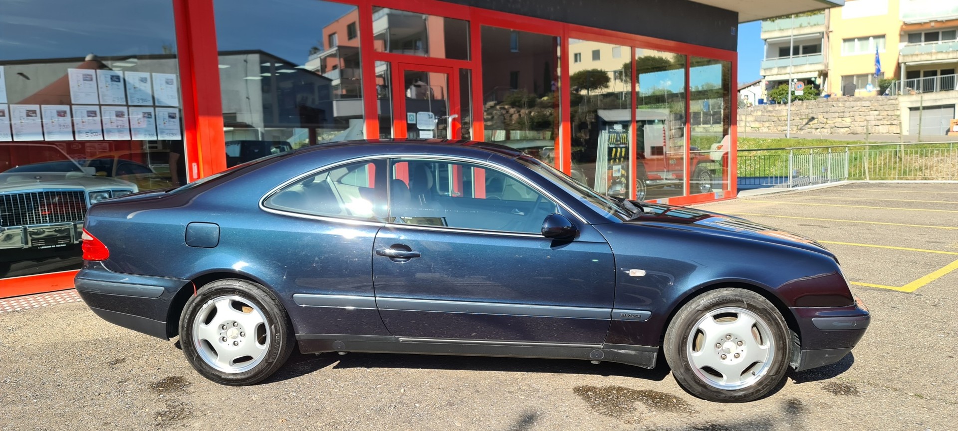 MERCEDES-BENZ CLK 320 Elégance Automatic-showroom-element-2