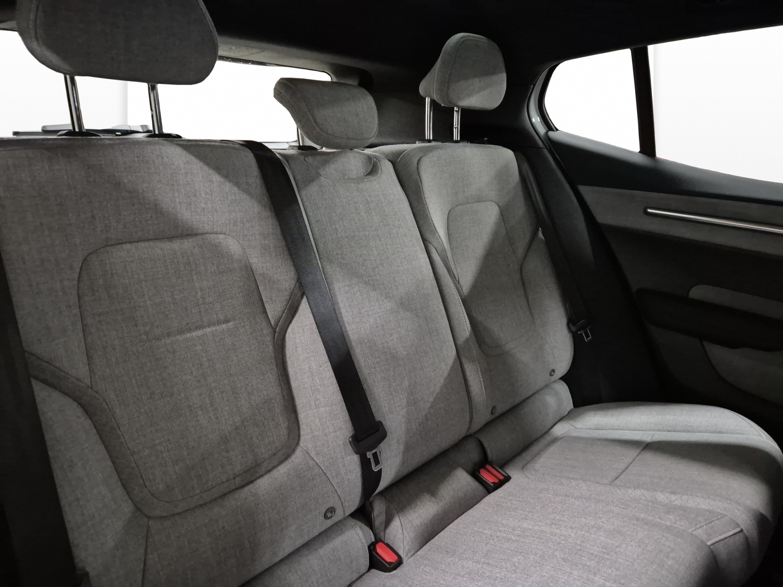 VOLVO EX 30 E60 Twin Ultra Performance AWD-image-13