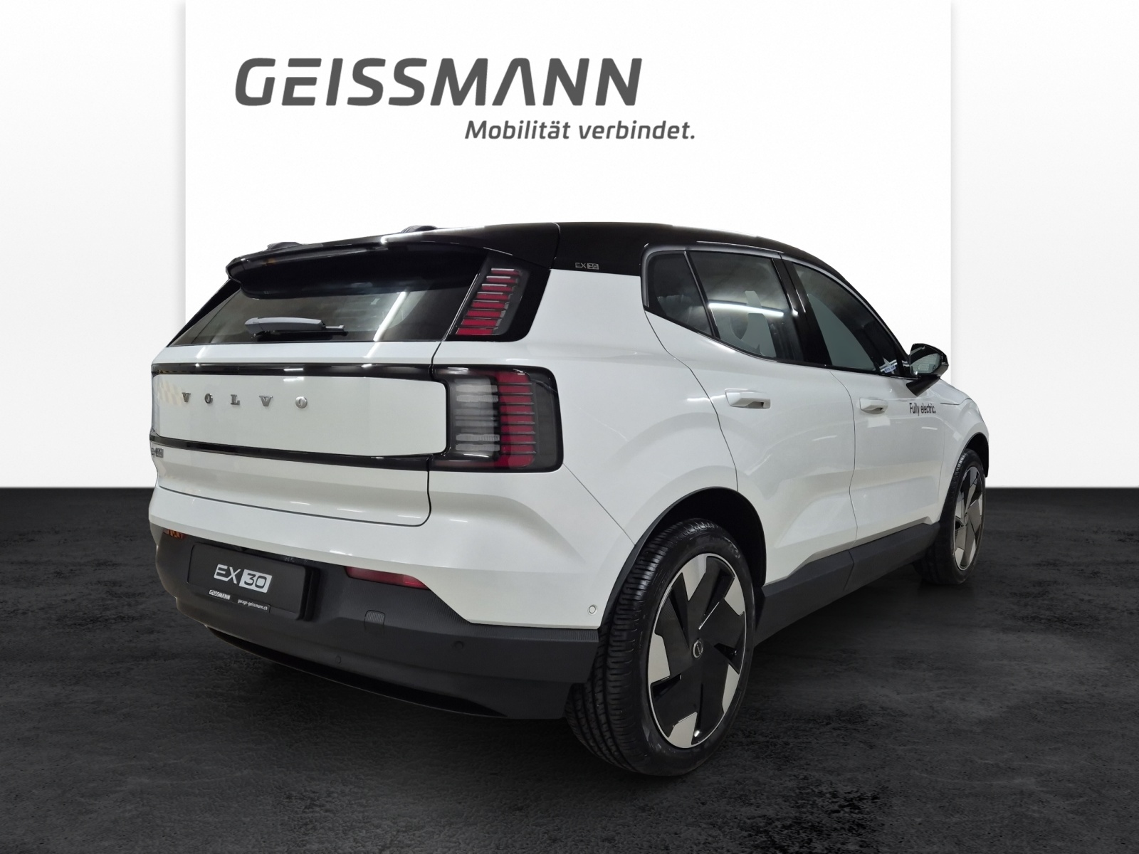 VOLVO EX 30 E60 Twin Ultra Performance AWD-image-5