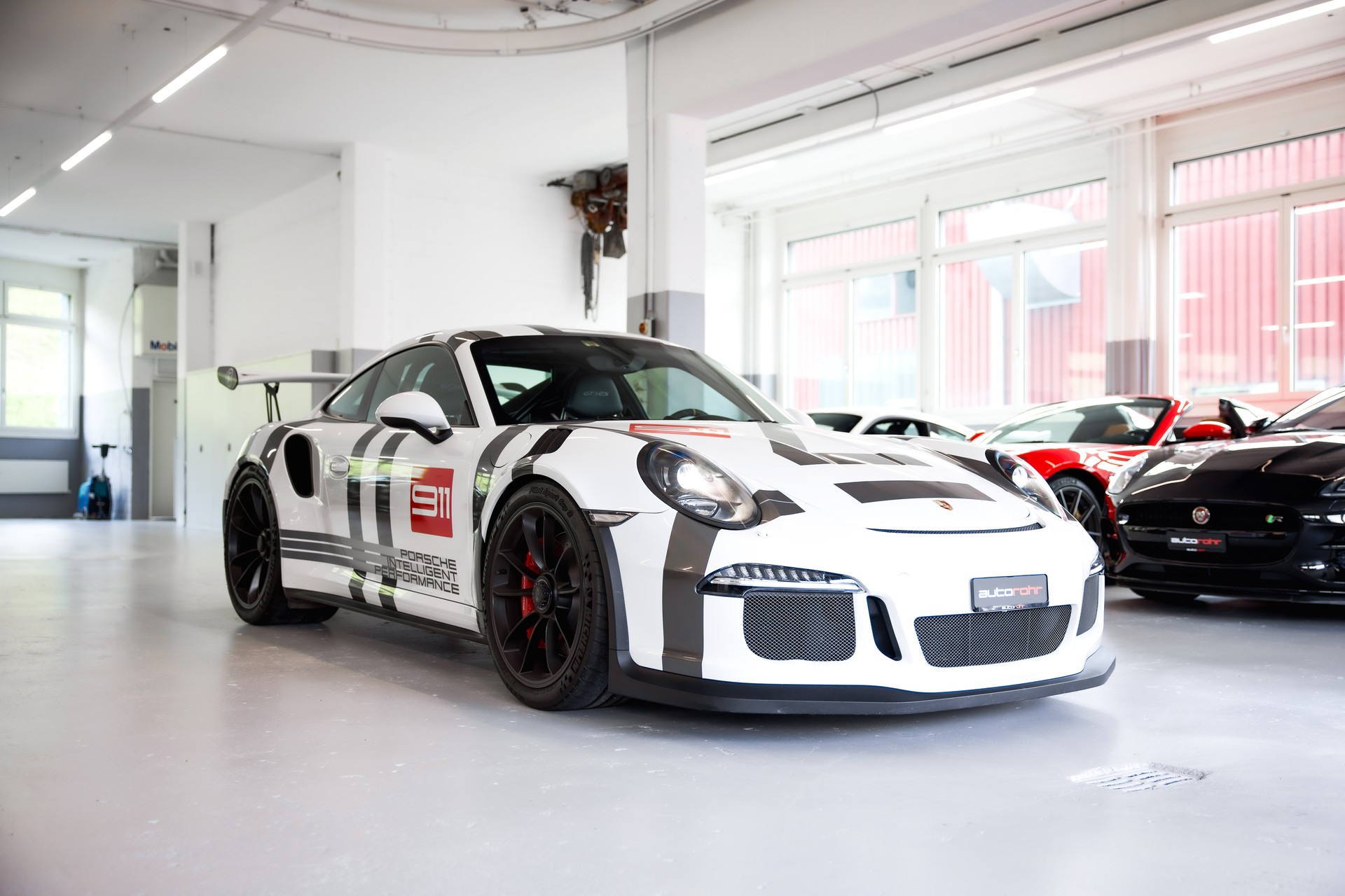 PORSCHE 911 GT3 RS PDK-showroom-element-2