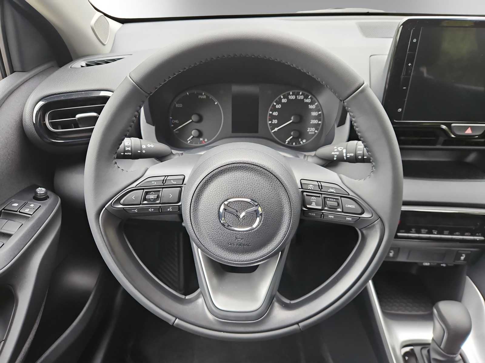 Image MAZDA 2 2 Hybrid Centre-line