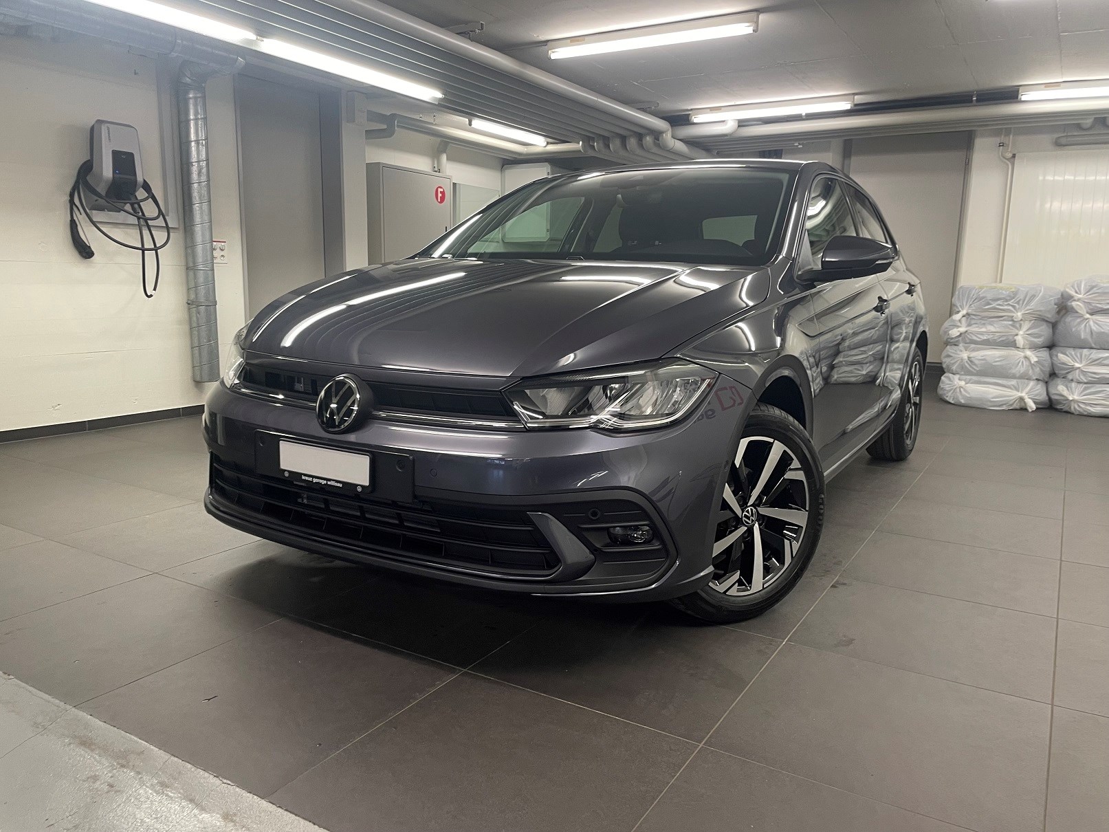 VW Polo 1.0 TSI Life DSG-showroom-element-3