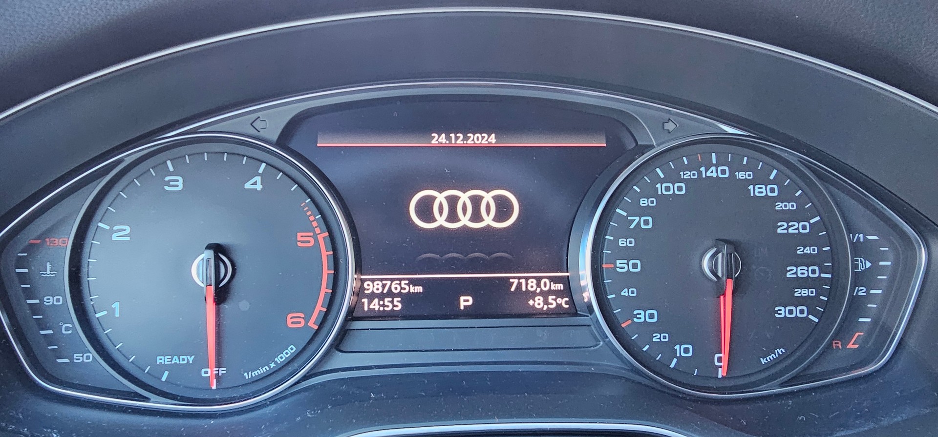 AUDI A4 Avant 35 TDI advanced Attraction S-tronic-image-5