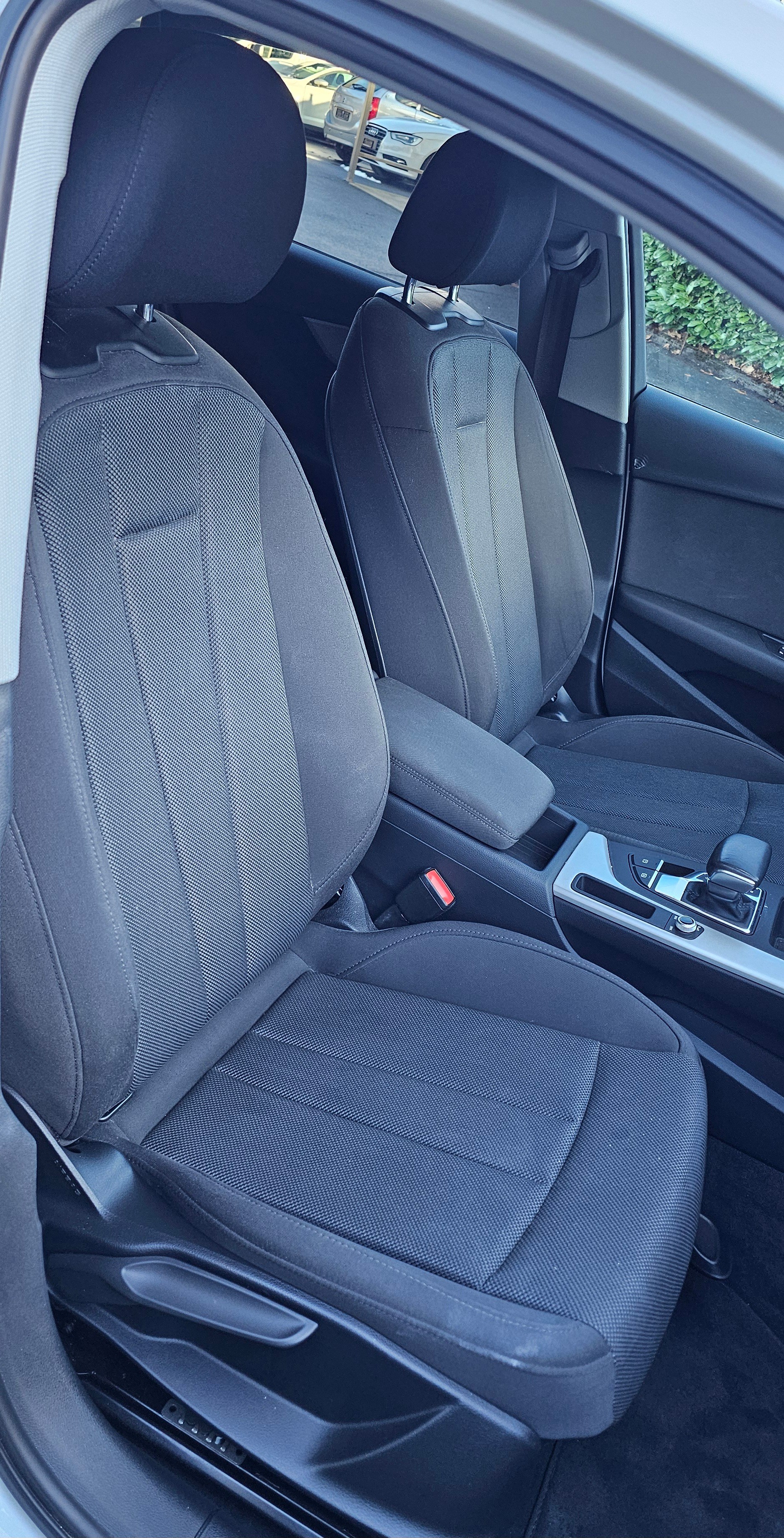 AUDI A4 Avant 35 TDI advanced Attraction S-tronic-image-8
