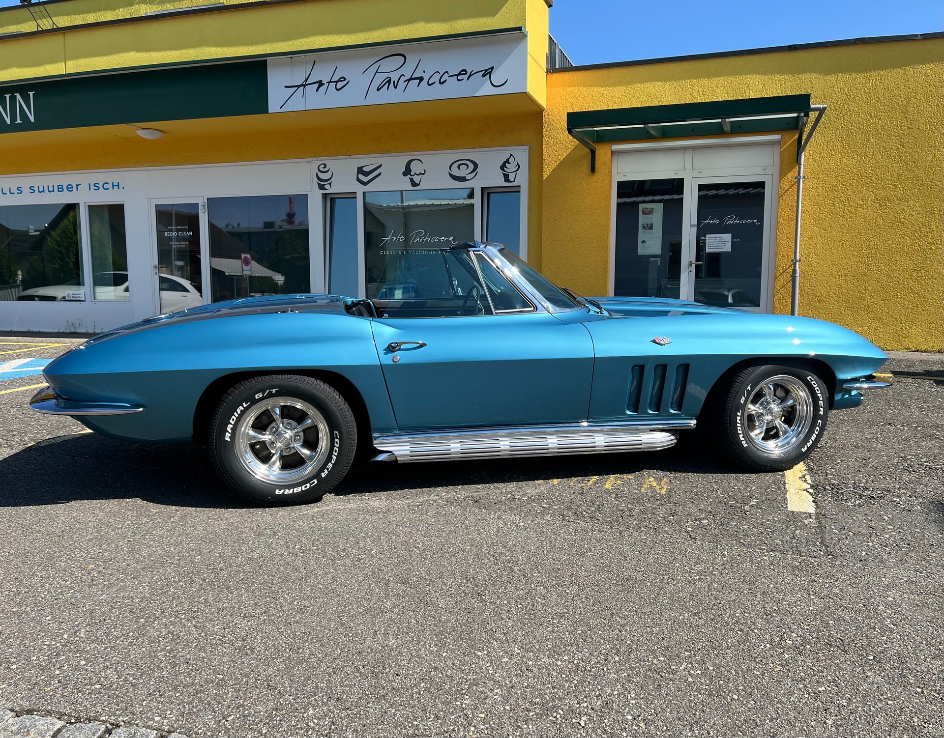 CHEVROLET CORVETTE