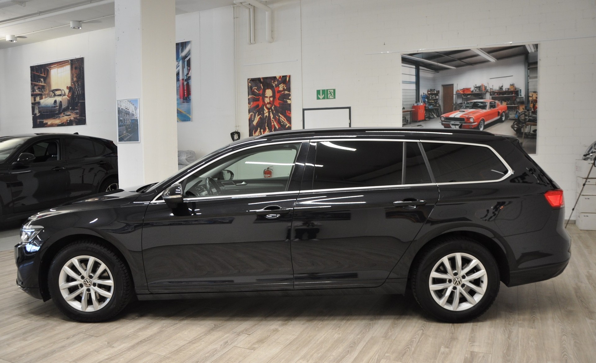 VW Passat 2.0 TDI BMT Business DSG-showroom-element-3