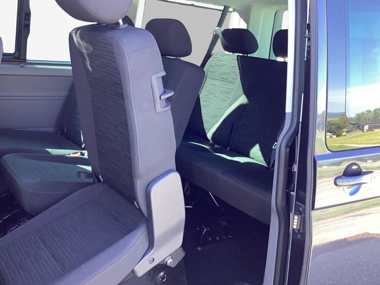 VW T6.1 Caravelle 2.0 TDI Comfortline Liberty DSG-image-14