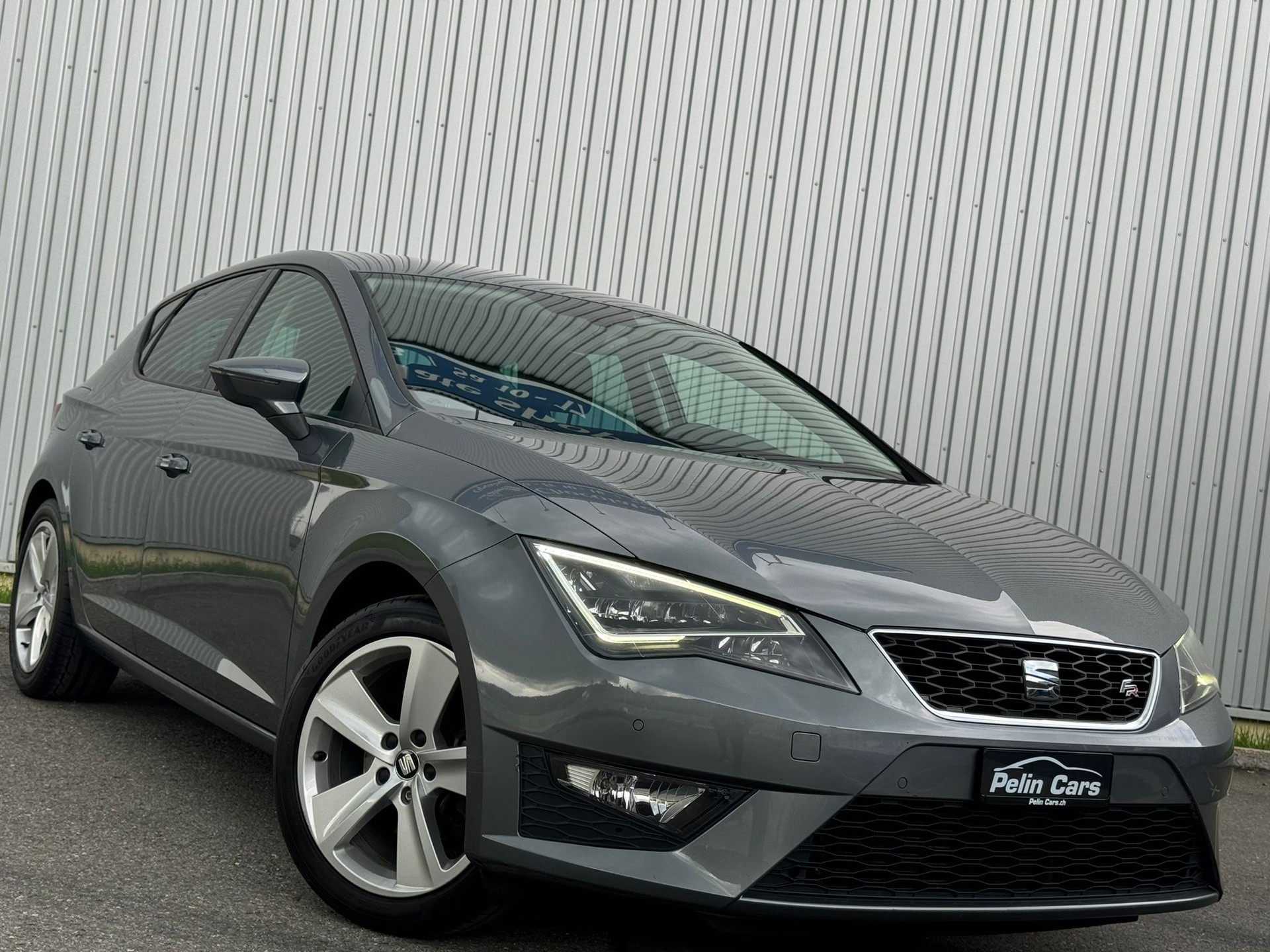 SEAT Leon 1.4 TSI FR Line (Frisch ab MFK & Frisch ab Service)-showroom-element-3