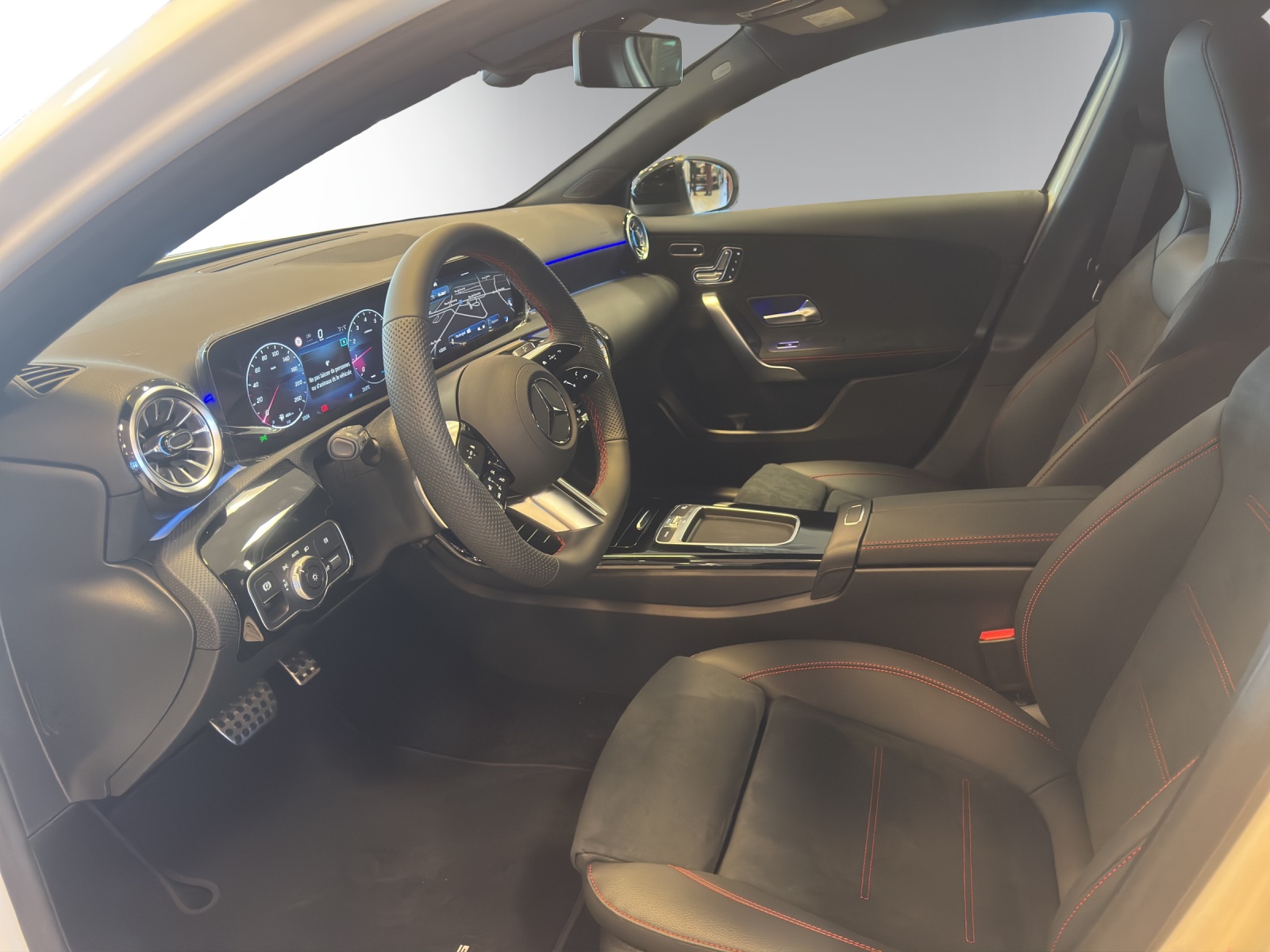 Image MERCEDES-BENZ A-200 A 200 Night Star 7G-DCT