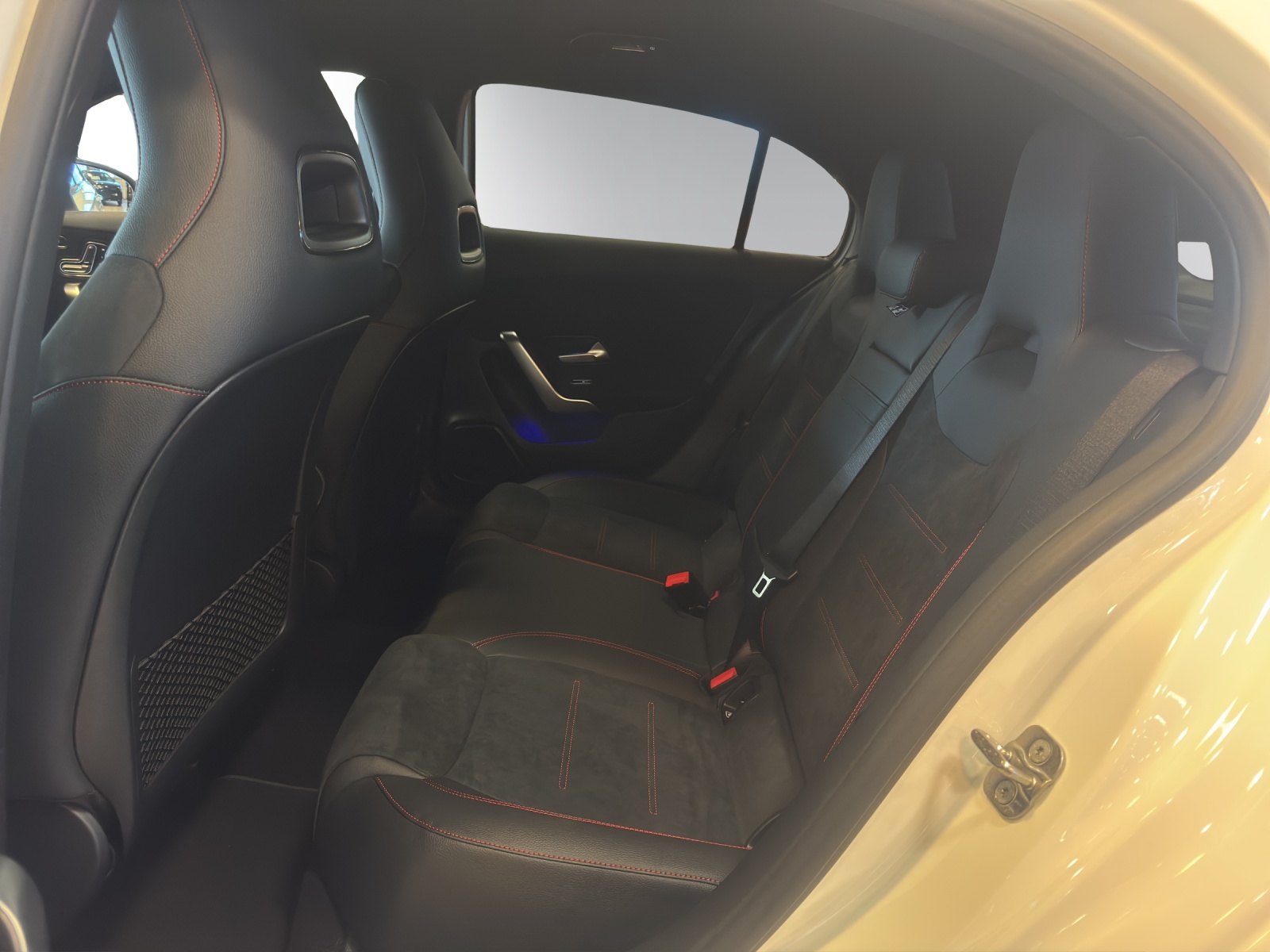 Image MERCEDES-BENZ A-200 A 200 Night Star 7G-DCT