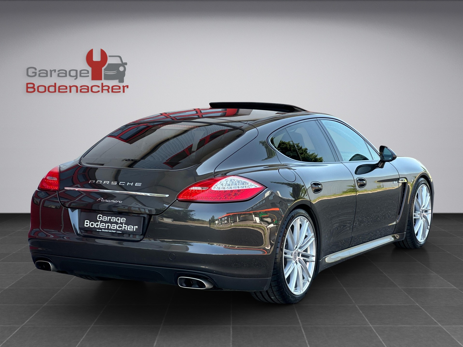 PORSCHE Panamera 3.0 Diesel Tiptronic V6 TDI-showroom-element-3