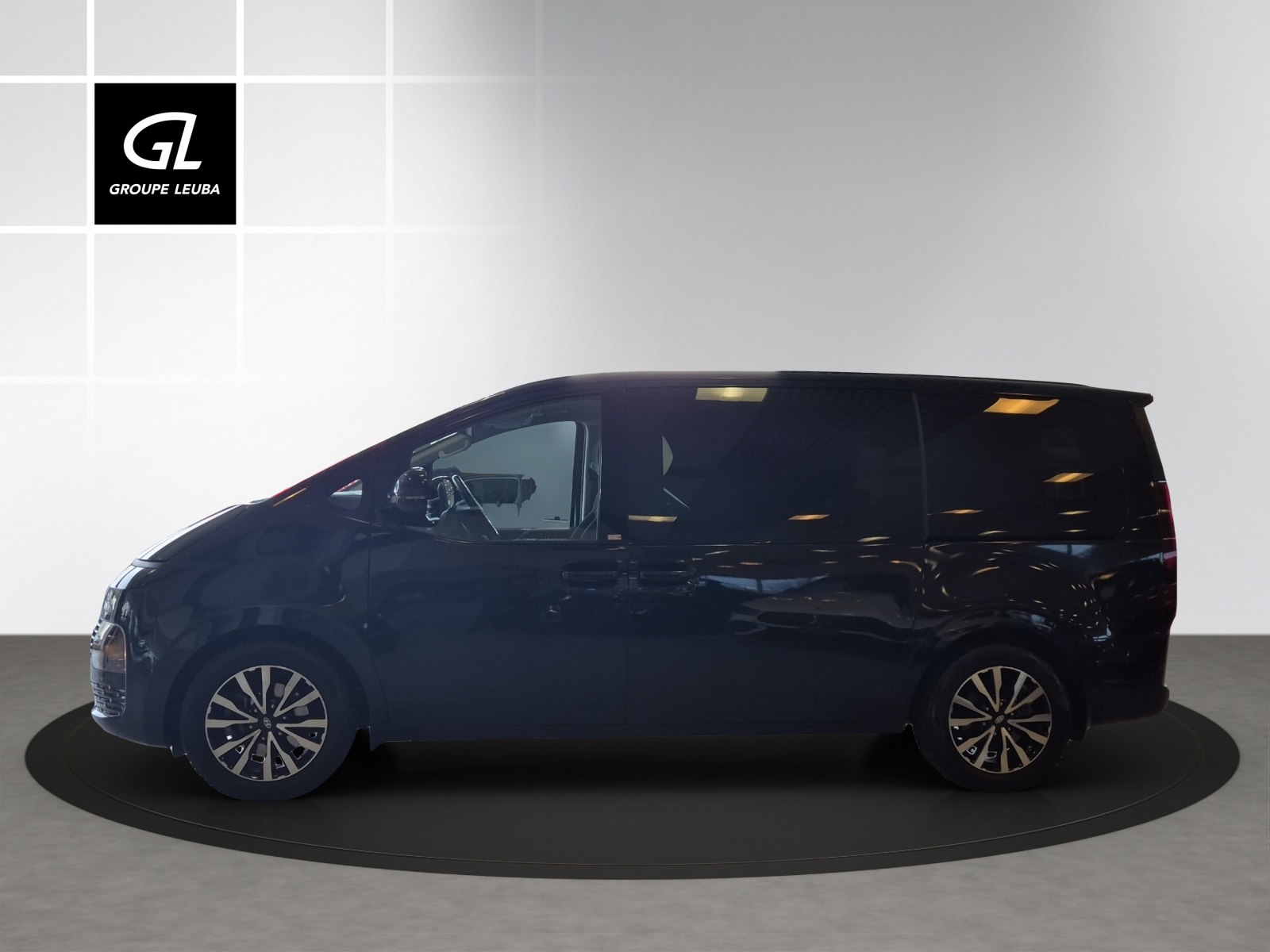 Image HYUNDAI STARIA Staria Wagon 2.2 CRDi Amplia 4WD A