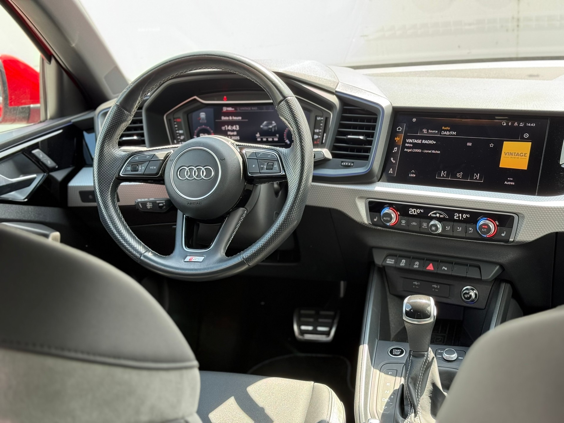 AUDI A1 City Carver 35 TFSI S-tronic-image-10