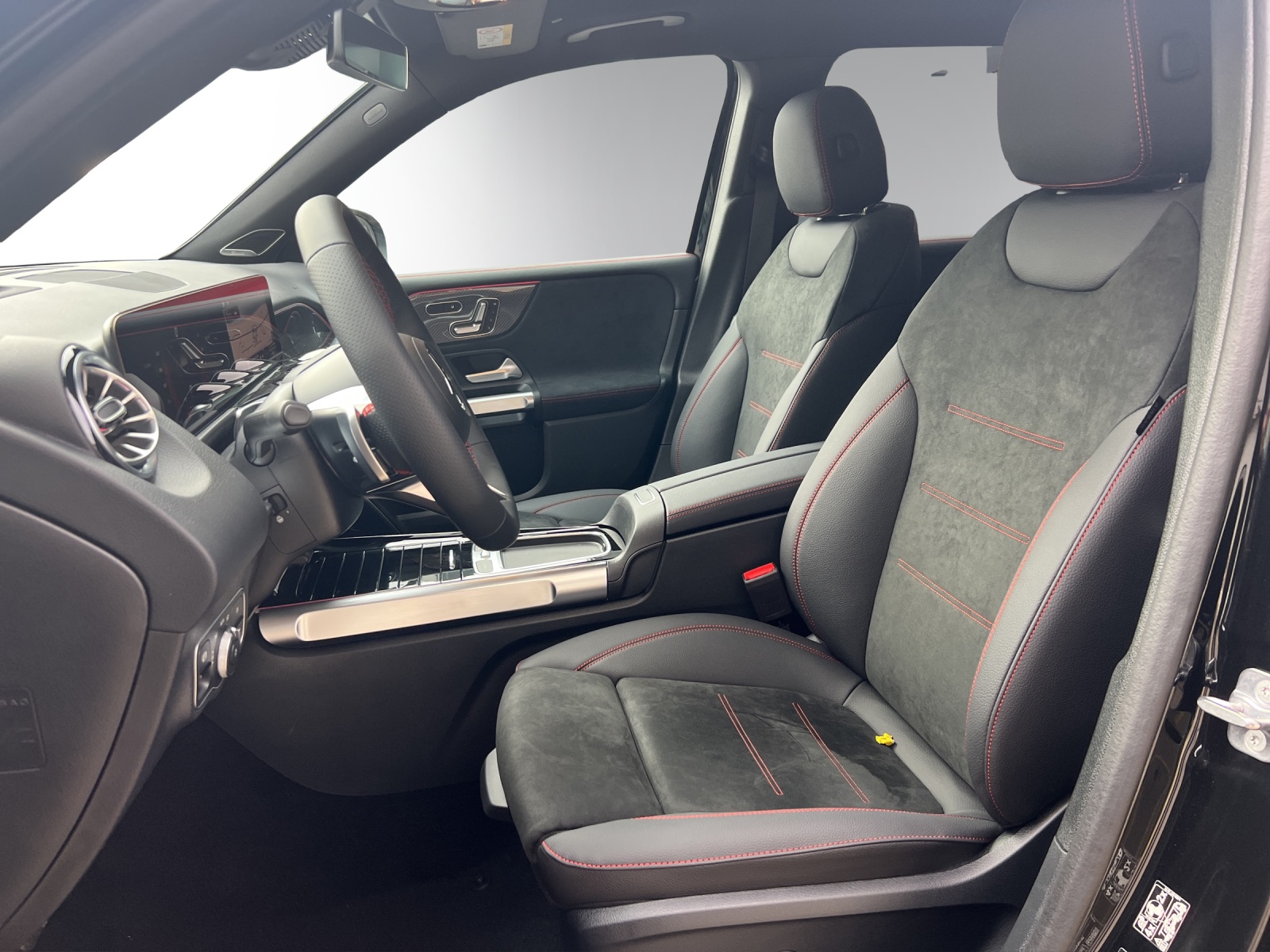 Image MERCEDES-BENZ GLB-250 GLB 250 4Matic 8G-Tronic