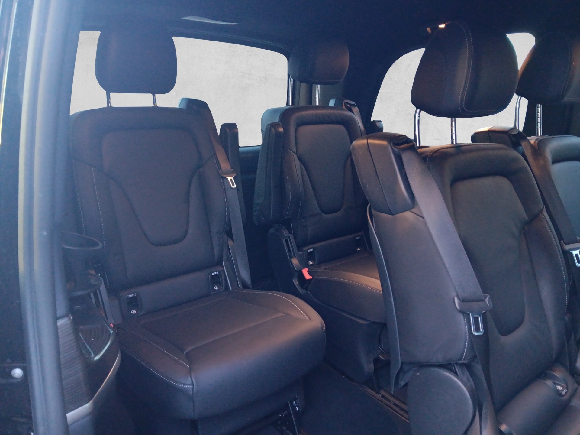 MERCEDES-BENZ V 250 d Avantgarde Kompakt 4Matic 9G-Tronic-image-11