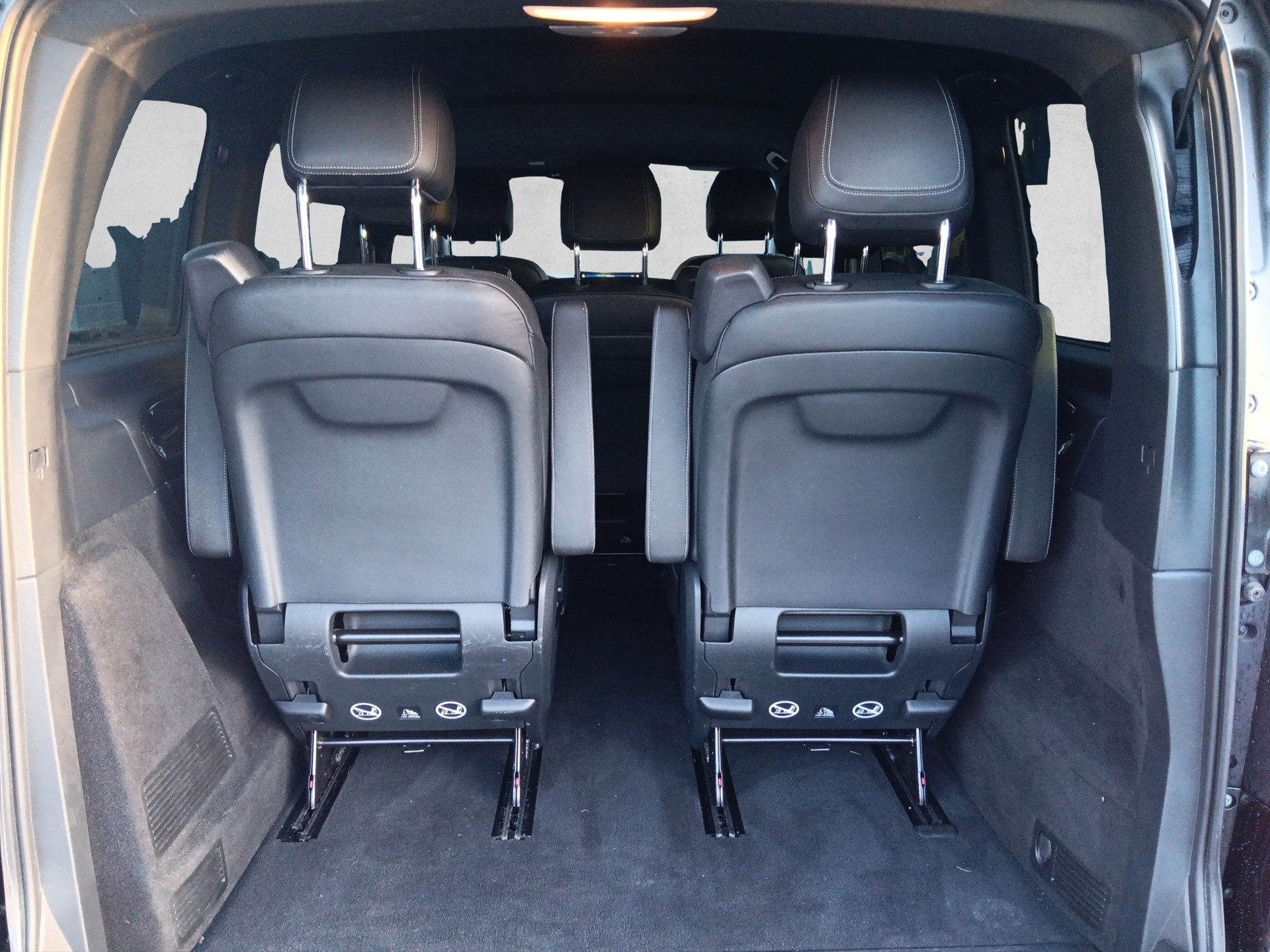 MERCEDES-BENZ V 250 d Avantgarde Kompakt 4Matic 9G-Tronic-image-12
