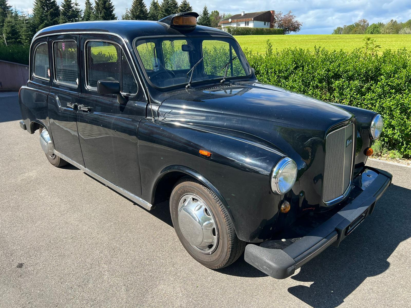 LTI Fairway London Taxi-image-3