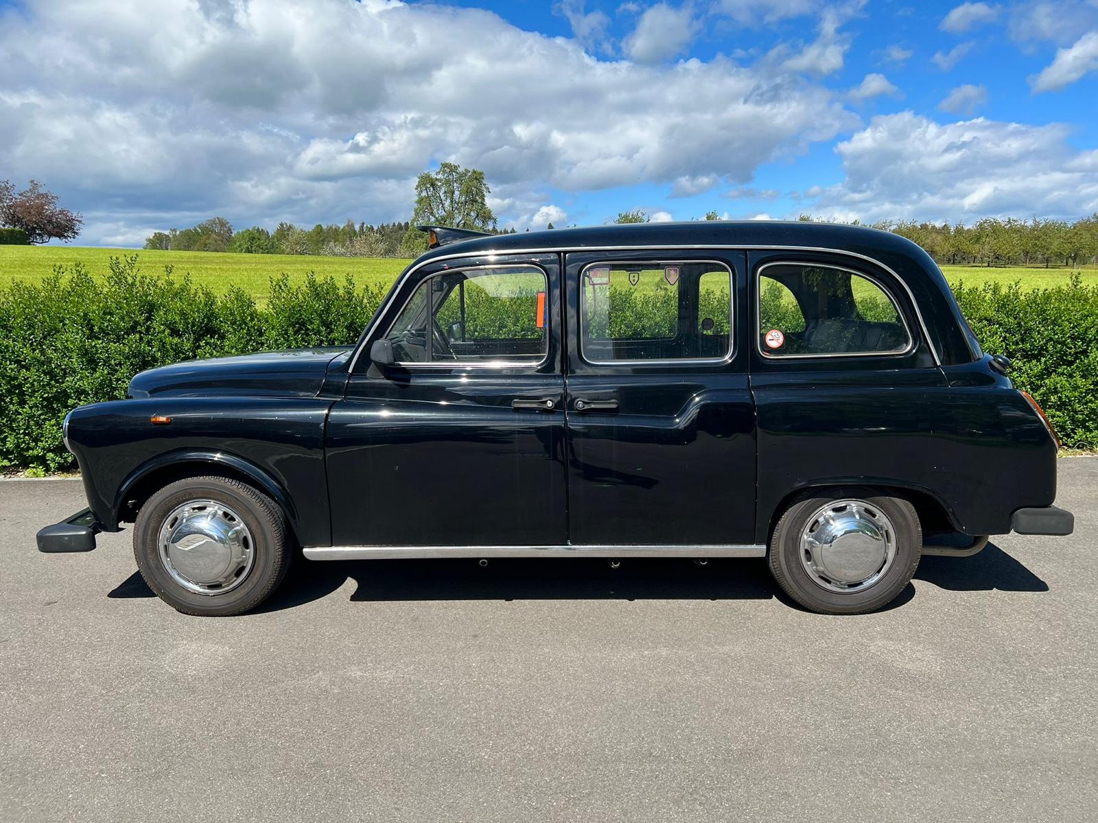 LTI Fairway London Taxi-image-8
