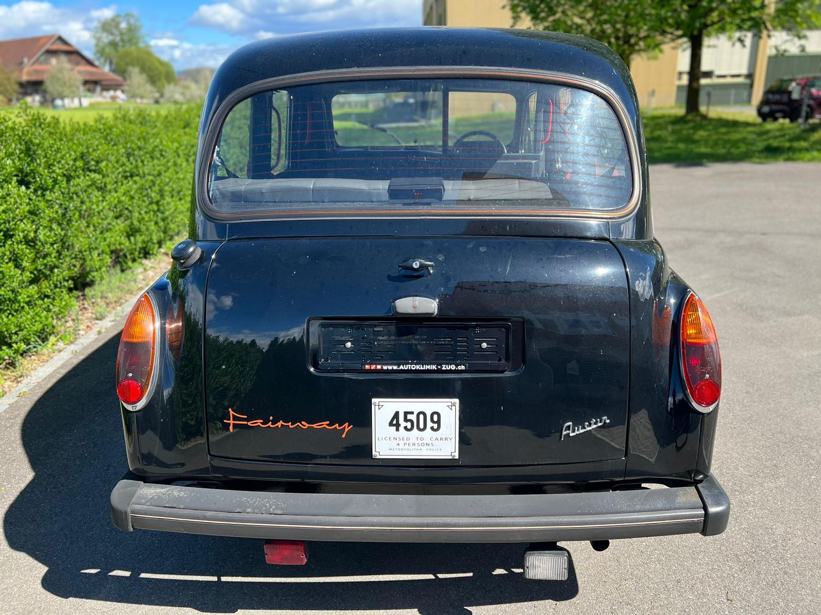 LTI Fairway London Taxi-image-6