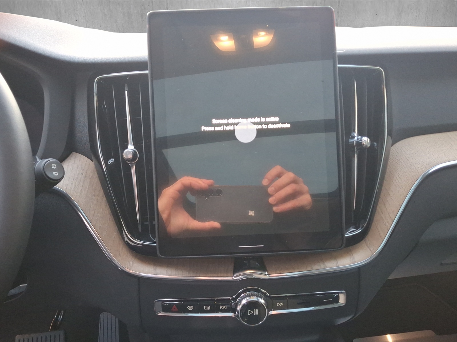 Image VOLVO XC60 XC60 T6 eAWD PluginHybrid Plus Dark Geartronic