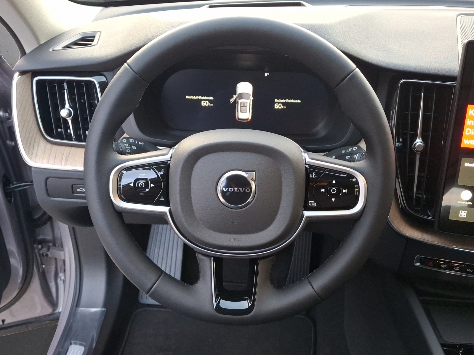 Image VOLVO XC60 XC60 T6 eAWD PluginHybrid Plus Dark Geartronic