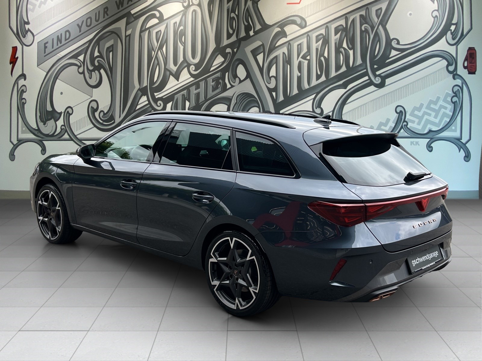 CUPRA new LEON ST 1.5 e-HYBRID pHEV VZ DSG-showroom-element-1