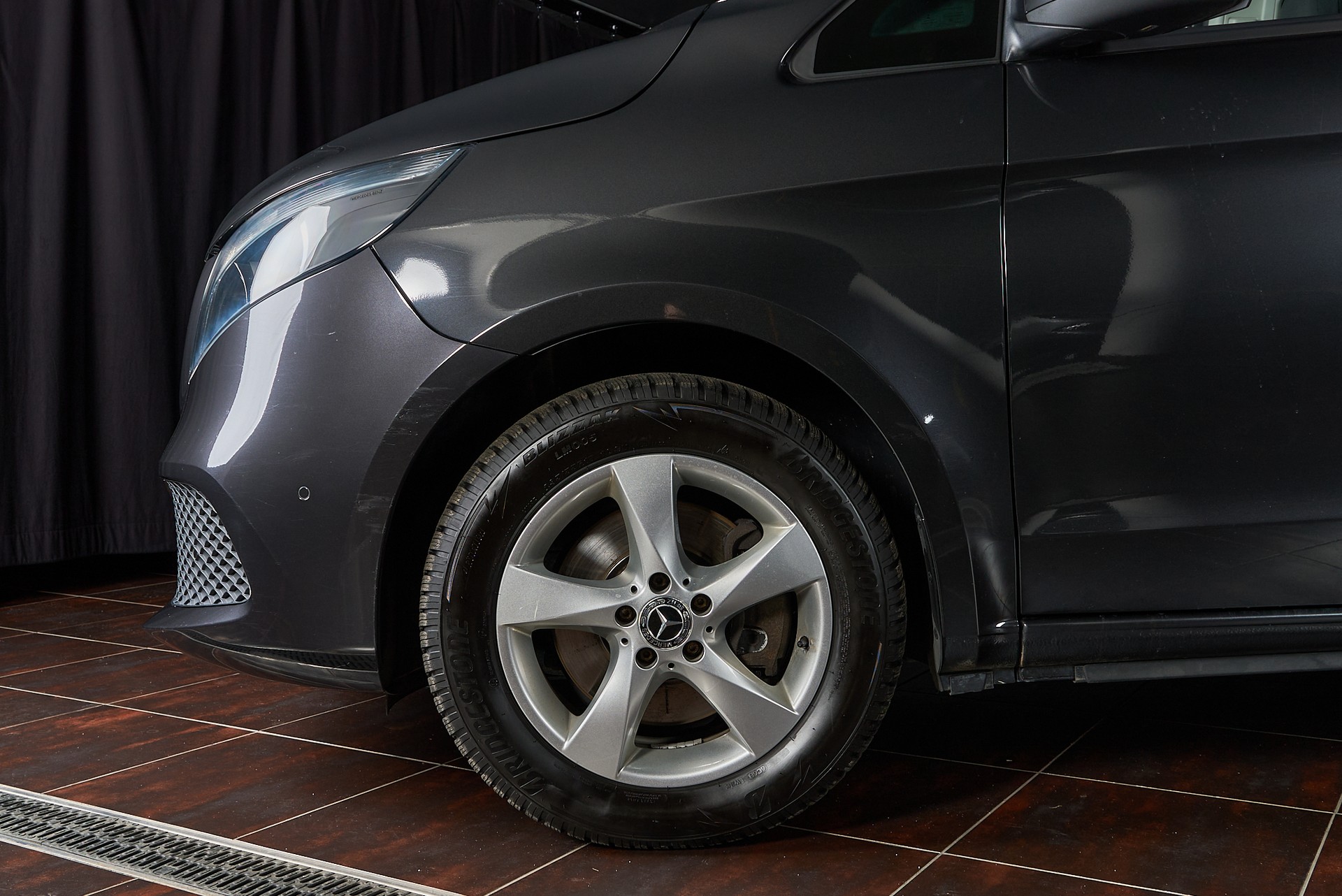 MERCEDES-BENZ V 250 d Lang 4Matic 9G-Tronic-showroom-element-1