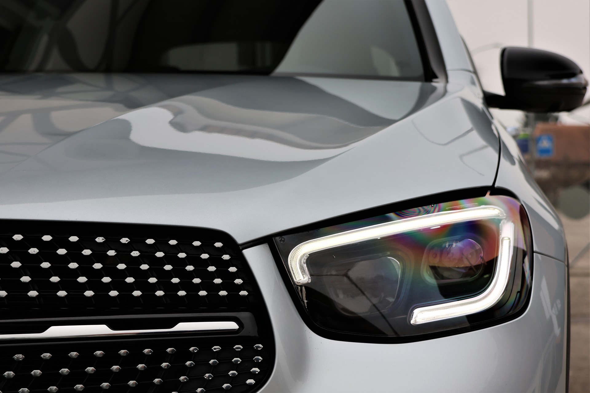 MERCEDES-BENZ GLC 300 AMG Line 4Matic 9G-Tronic (CH)-showroom-element-1