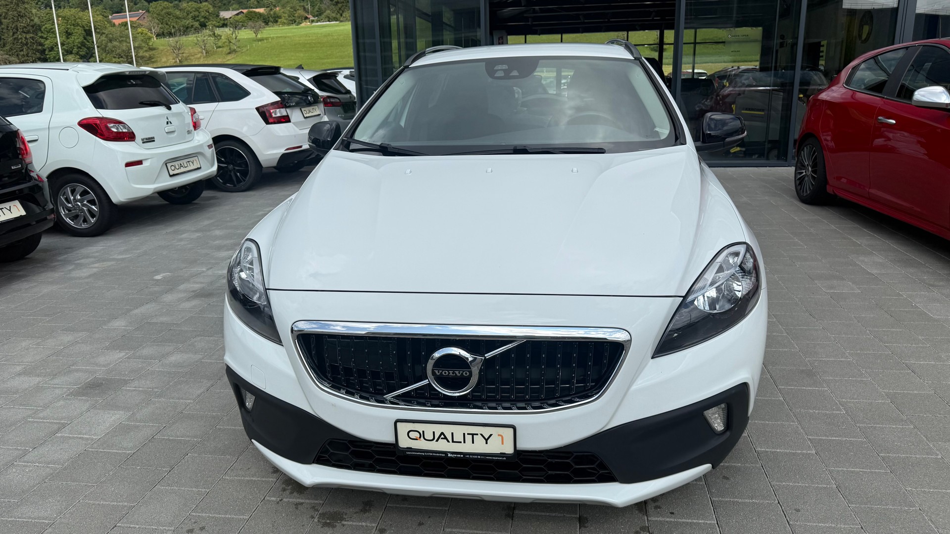 VOLVO V40 Cross Country T4 AWD Geartronic-showroom-element-2