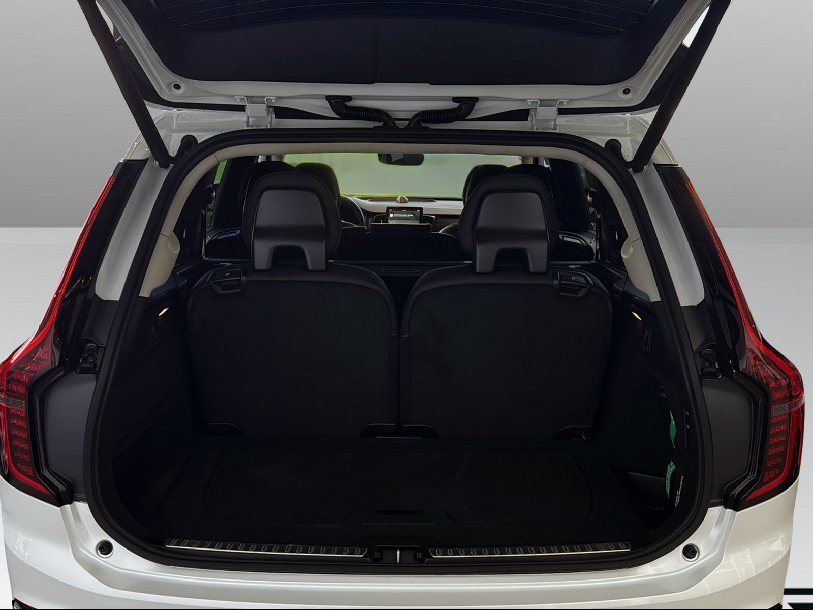 Image VOLVO XC90 XC90 T8 eAWD PluginHybrid Ultra Dark Geartronic