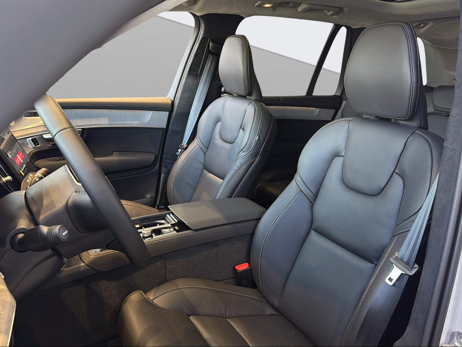 Image VOLVO XC90 XC90 T8 eAWD PluginHybrid Ultra Dark Geartronic