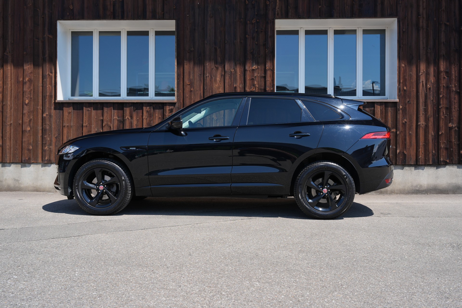 JAGUAR F-Pace 2.0d R-Sport AWD Automatik-showroom-element-2
