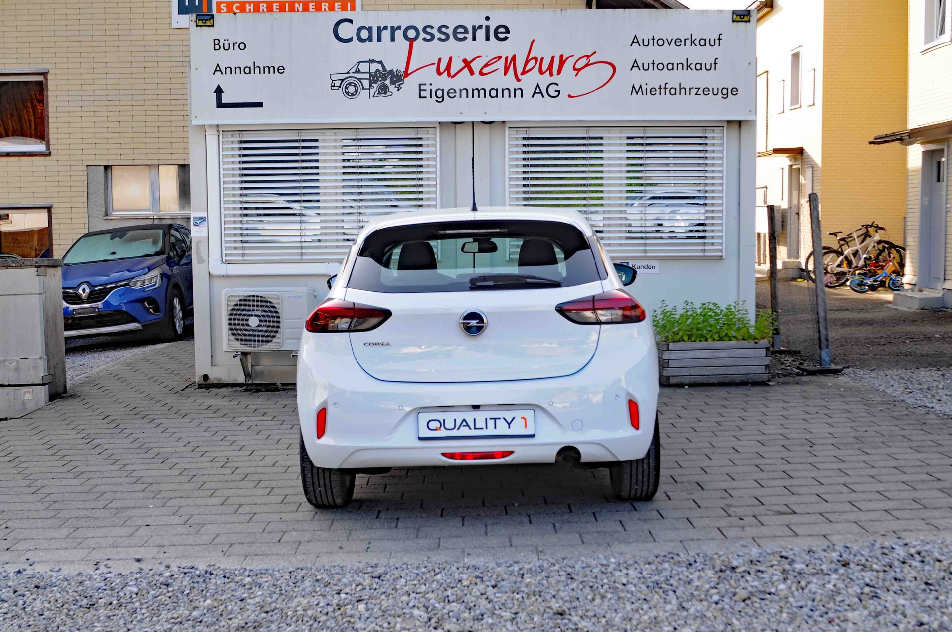OPEL Corsa 1.2 TP Elegance-showroom-element-3