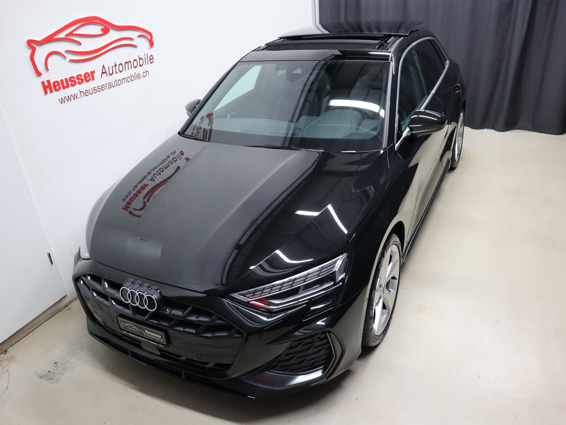 AUDI A3 Sportback 35 TDI S Line S-tronic - Panorama - Matrix LED - Sportsitze - Kamera - 150 PS-showroom-element-2