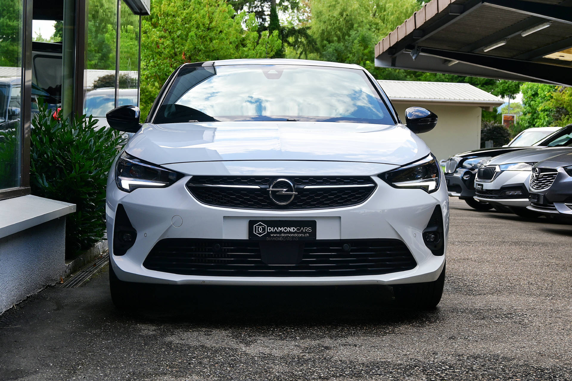 OPEL Corsa 1.2 T 130 GS Line-showroom-element-1