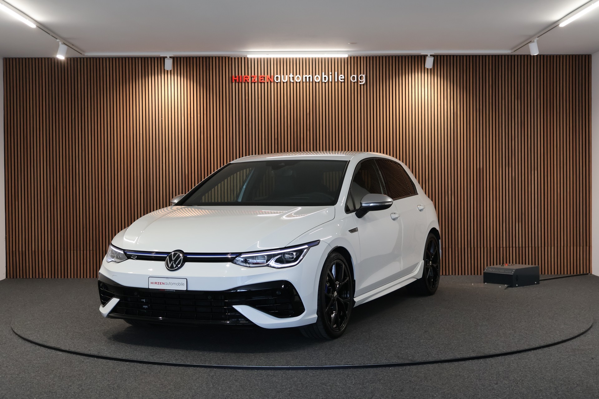 VW Golf 2.0 TSI R DSG 4Motion